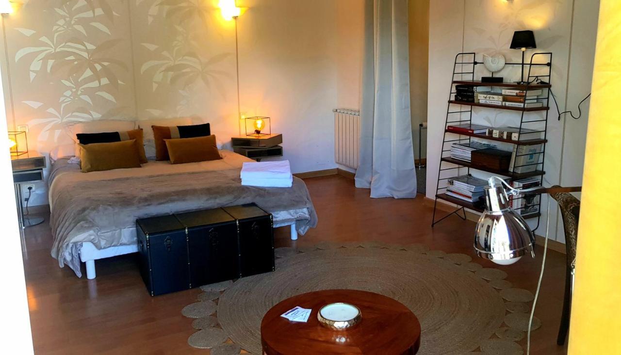La Revetizon Bed & Breakfast Siecq Bagian luar foto