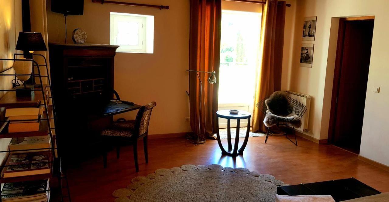 La Revetizon Bed & Breakfast Siecq Bagian luar foto