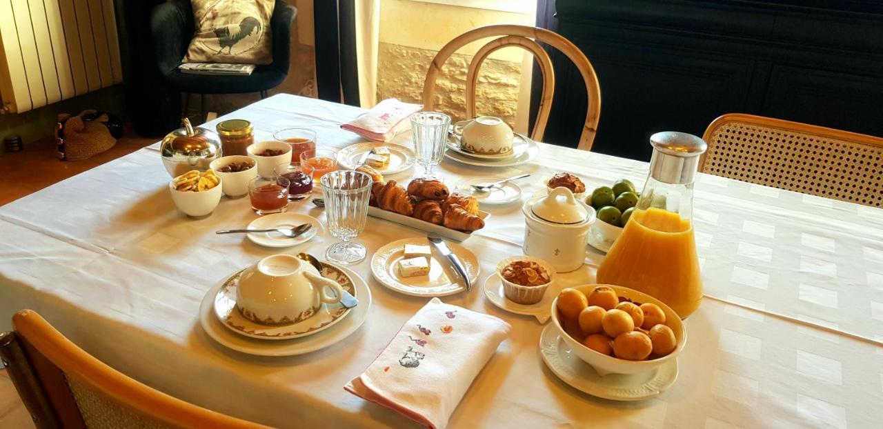 La Revetizon Bed & Breakfast Siecq Bagian luar foto