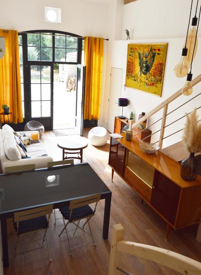 La Revetizon Bed & Breakfast Siecq Bagian luar foto